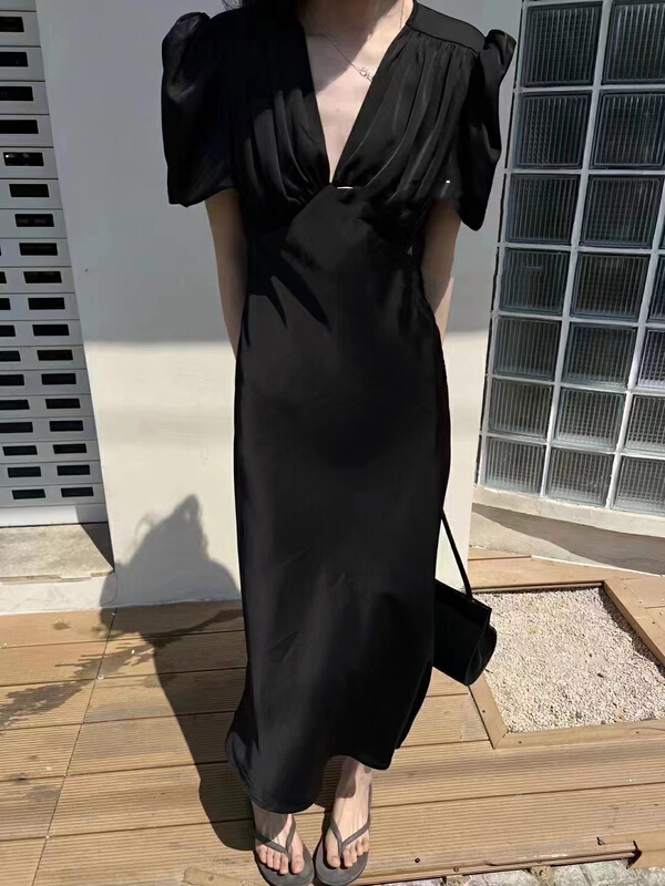 [mi ni] French Satin V-neck bubble sleeve dress 1262\pcz