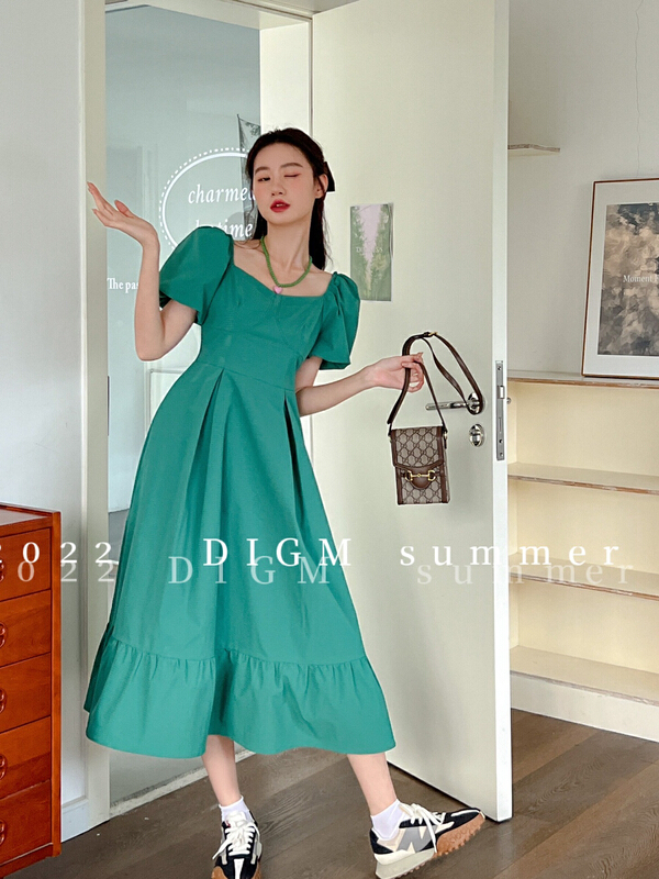 [digm] French retro elegant simple bubble sleeve slim dress 7918-1\zxx