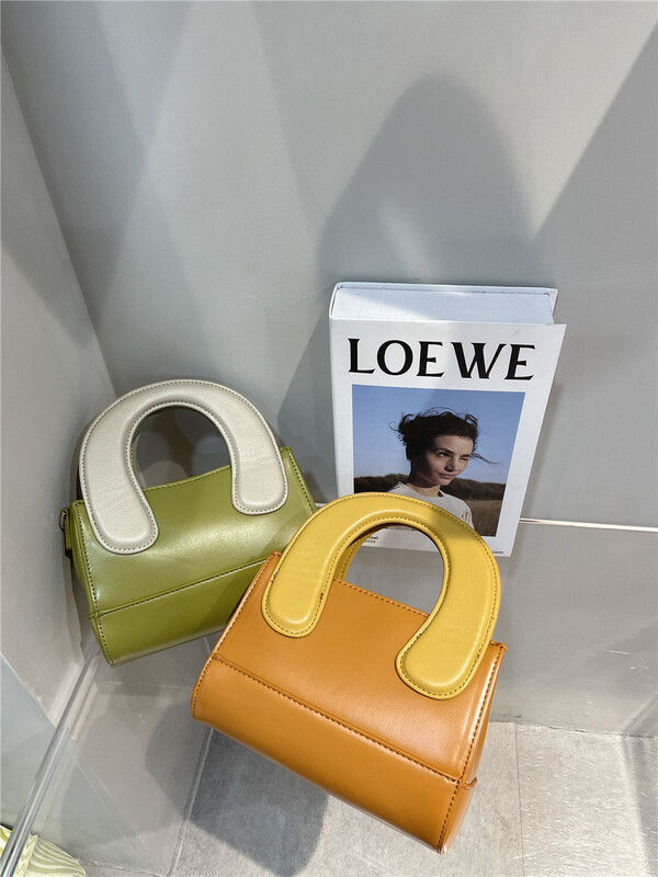 [in words] versatile Korean version simple shoulder bag 203-5010 \ccl