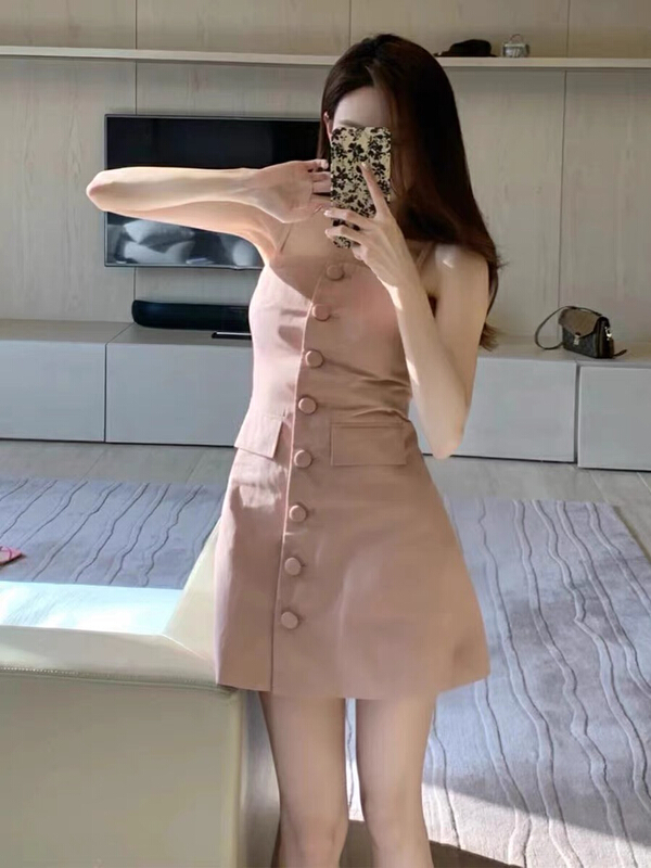 [Huaxi] simple and sweet single breasted suspender dress 9196\pcz