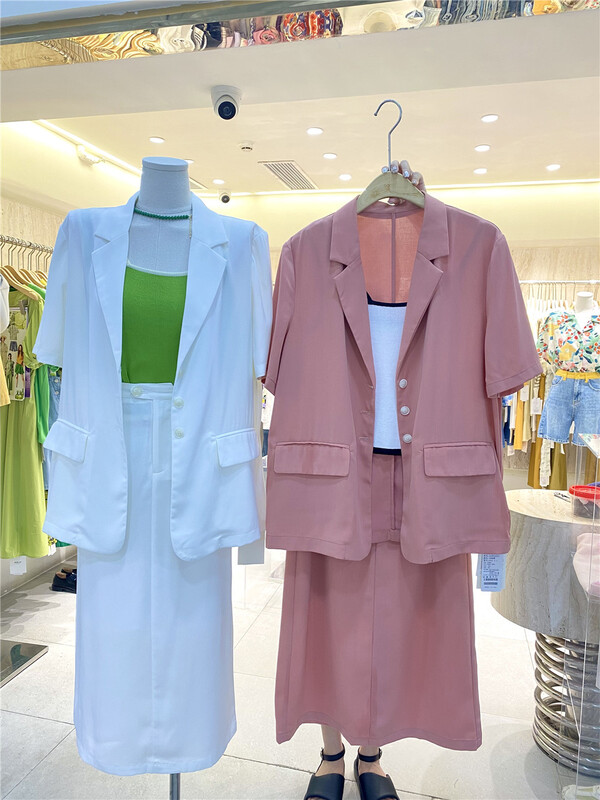 [Boran Boran] commuting fashion retro suit + high waist skirt suit (excluding inner layer / necklace) 7022\lsw