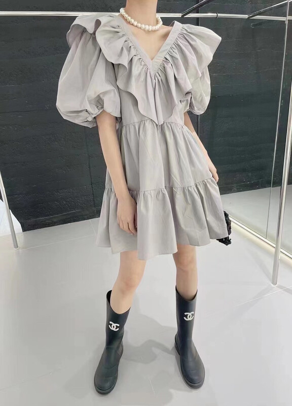 [Han C family] V-neck Ruffle solid dress 6413\pcz