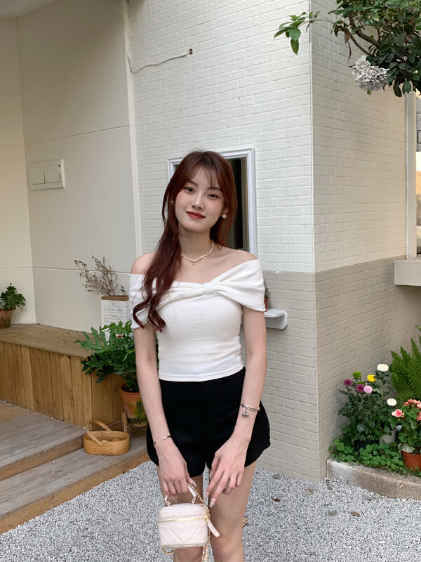 In early summer! [as] advanced atmosphere one shoulder bow design shirt 2203\hjy