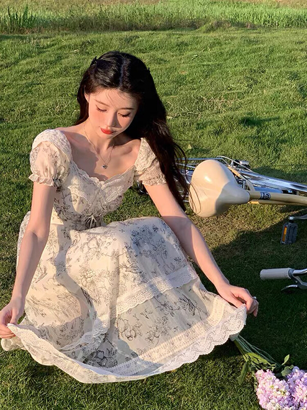 [Kiki studio] elegant lace stitched slim dress 6109\hjy