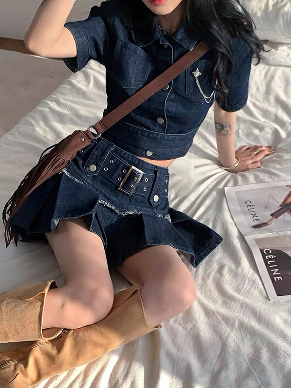 [Huaxi] fashion American retro shirt + high waist pleated skirt suit (with belt) 9199\pcz