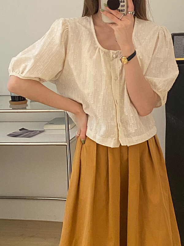 [tototellme] Korean version U-neck dot Embroidery Shirt 23114-1\hbx