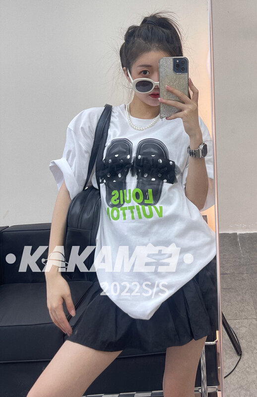 [kakamee] lace stitched slippers creative short sleeve T-shirt loose and versatile 5057