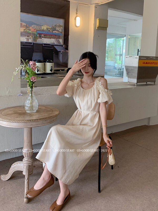 [gs.good star] Han Shu flower petal off shoulder dress (with belt) 22389\hjy
