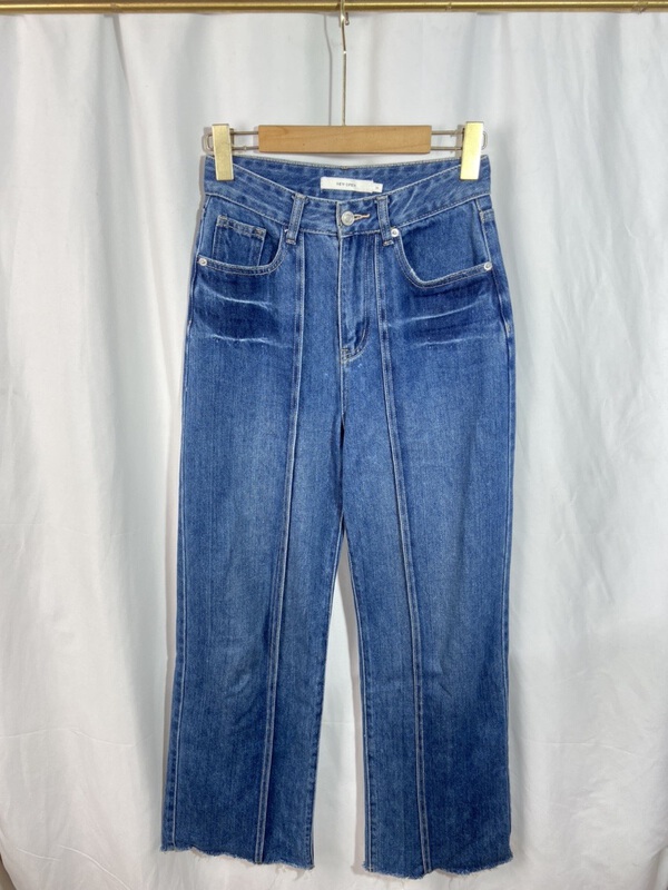 [Yi show shop] simple, comfortable and slim jeans 1681\cl