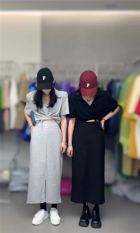 [t+] slim and versatile short sleeve T-shirt + high waist slit skirt set 706\ll