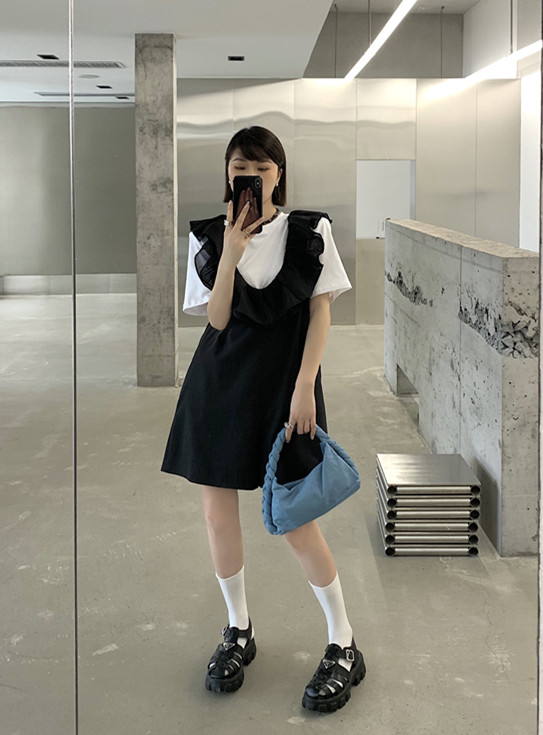 [Penny vogue] round neck solid T-shirt + ear strap skirt suit 66063\lsl