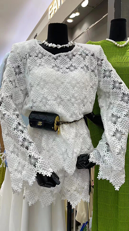 [MI] Korean positioning lace hook flower hollow out blouse + casual Shorts Set 9785\pcz
