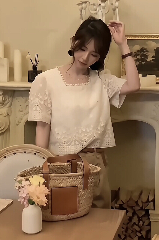 [JH] Xiaoxiang three-dimensional flower short sleeved top + loose washing Shorts Set (only selling sets) 41913\pcz