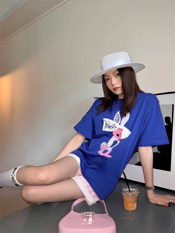 [big C studio] rabbit embroidery fashion loose short sleeve T-shirt ys1-1121\pcz