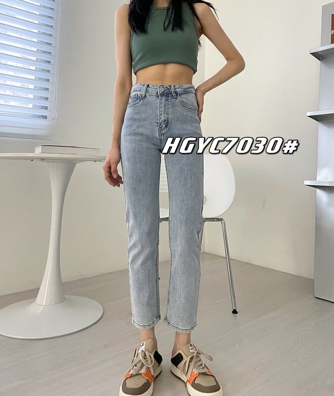 [Korean original] straight tube versatile loose jeans 7030-2\l