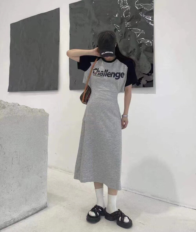 [QIANJIAO] Korean fashion round neck letter leaky back dress 6950\pcz