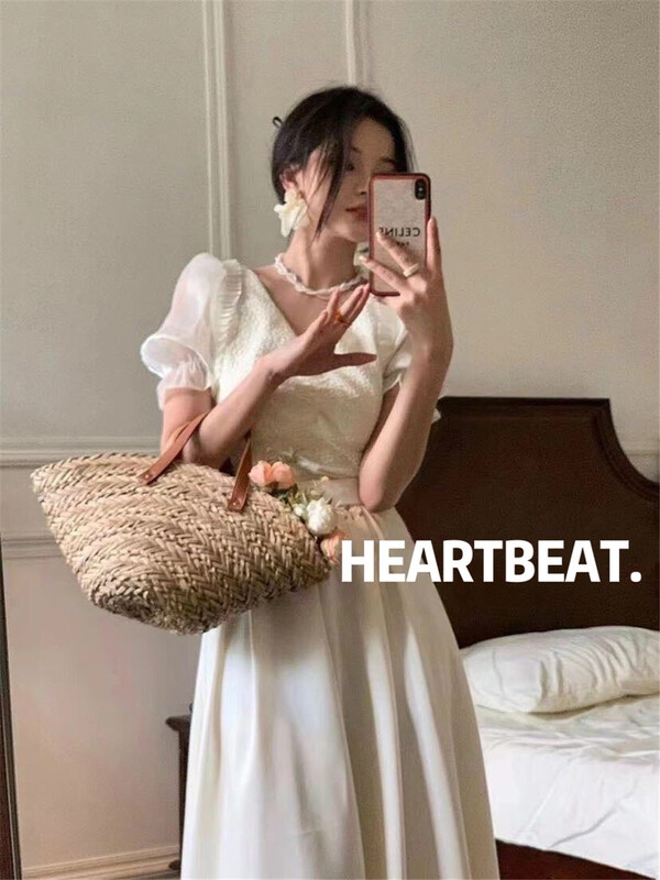 [hearteat] simple V-neck solid shirt 575 \zjy