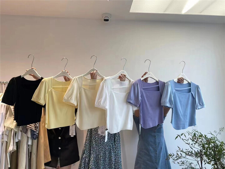 [Boran Boran] simple solid color square neck short shirt 2310\lsw
