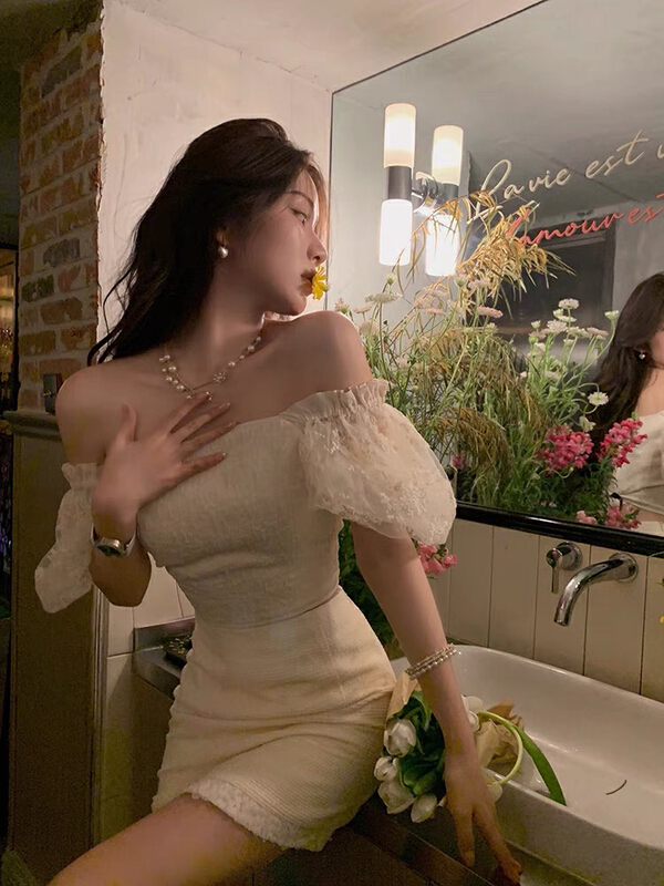 [Huaxi] lace sweet one neck two off shoulder shirt 9177\pcz