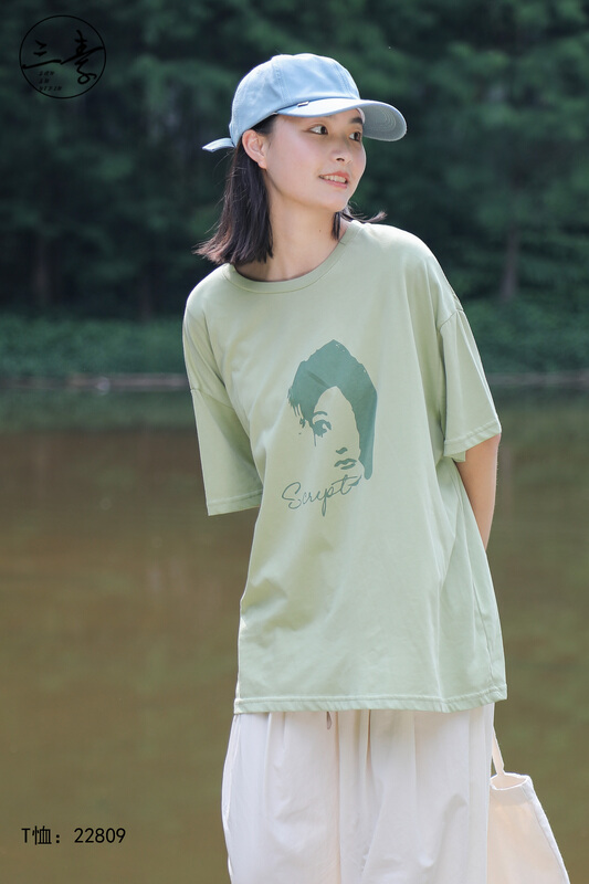 [original of three plain clothes] literary style printed short sleeve T-shirt 22809