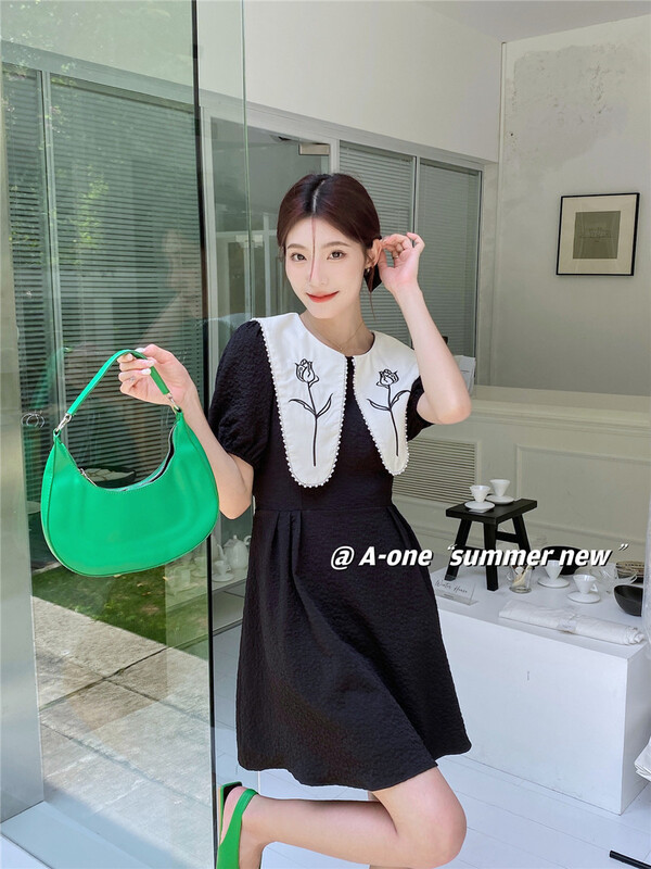 [A-One] elegant retro embroidery Lapel high waist dress 22178\hjy