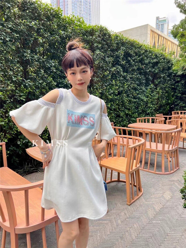 [big C studio] Crewneck lettered print waist slim dress 5130\pcz