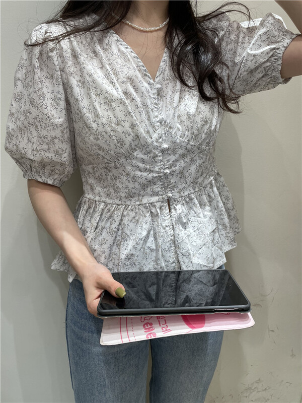 [sugar offices] fresh and simple V-neck floral shirt 11096\hbx