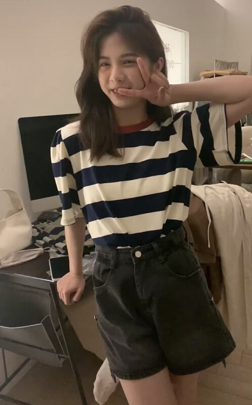[Zoe Zoe] Korean version contrast round neck stripe loose shirt c260-8\l