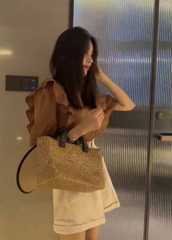 [Han C family] fresh and simple Ruffle shirt + high waist slim casual Shorts Set 9316\pcz