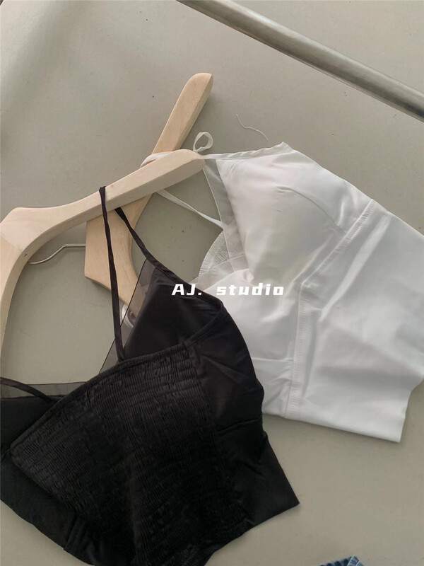 [aj.studio] simple and comfortable skin friendly vest / sling 006\ll