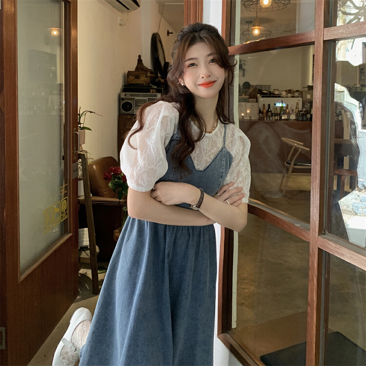 [y.jia EJA] soft round neck lace bubble sleeve blouse + simple and versatile suspender denim suit ys1-8962\pcz