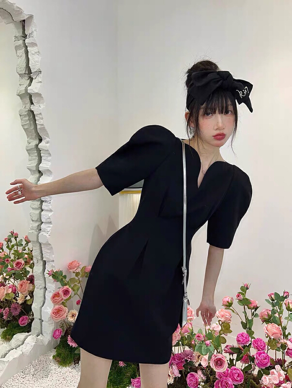 [keen k] design silhouette shoulder Hepburn vintage dress (hair band) l108\wtt