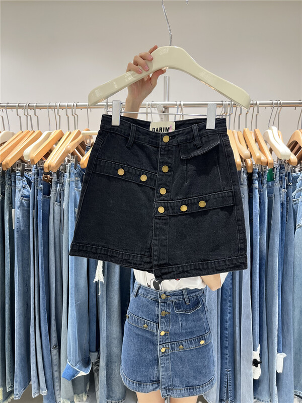 [o not 1] Korean version high waist multi button design denim short skirt skirt skirt w104\lsw