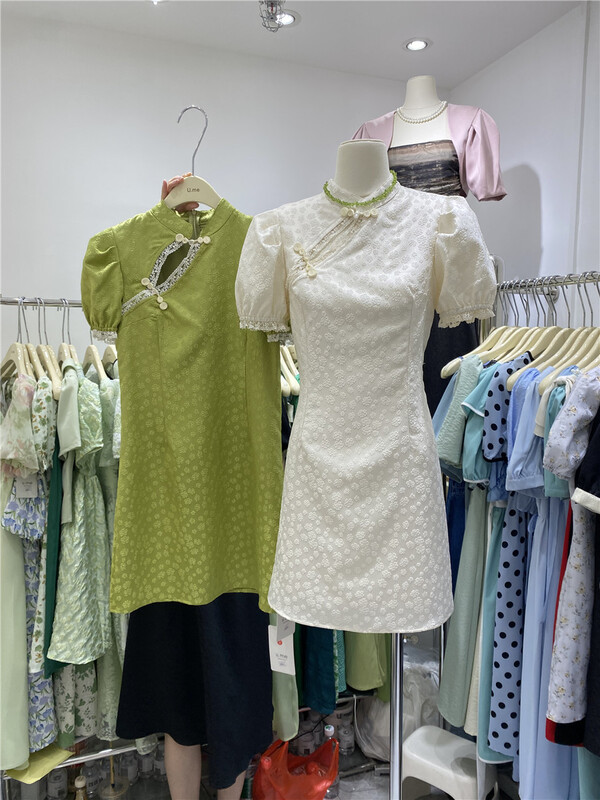 [u.me] temperament National Style Bubble Sleeve Dress 68002\hjy