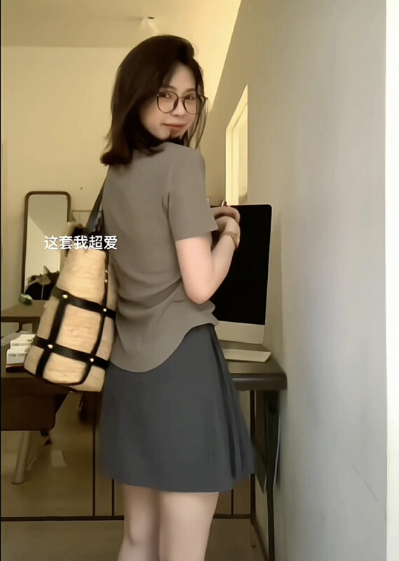 Live broadcast! [y.jia EJA] gentle aging V-neck wrinkled short sleeve shirt 1868