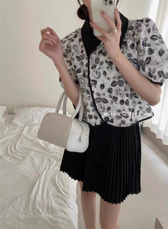 [mint tea] Korean color contrast collar floret short shirt 22687\zjy