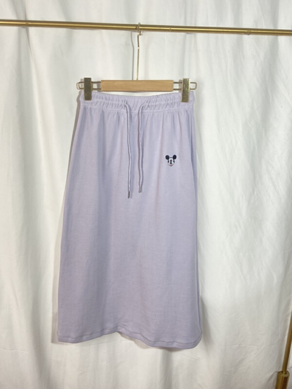 [Yi show store] Mickey embroidery comfortable skirt 1470\cl