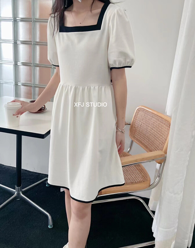 [Xiaofan family] fresh and simple color contrast edge square neck lace up waist tight short dress 6206\lsw