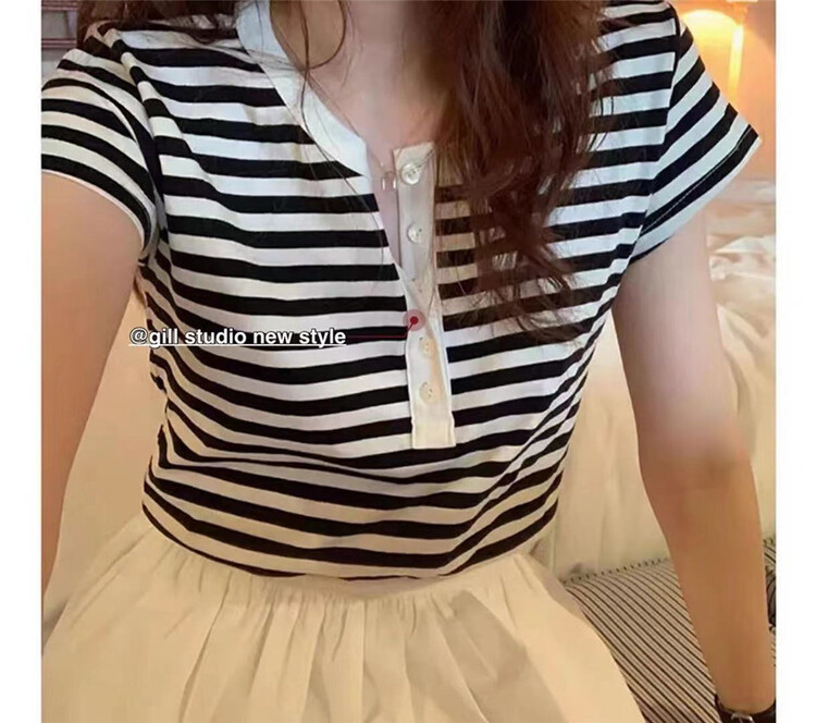 [gill] fashion stripe button versatile short sleeve T-shirt 6052\zjy