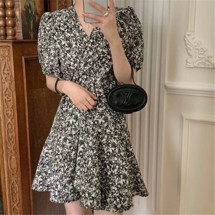 [Yunsheng] V-neck floral dress 6779\l