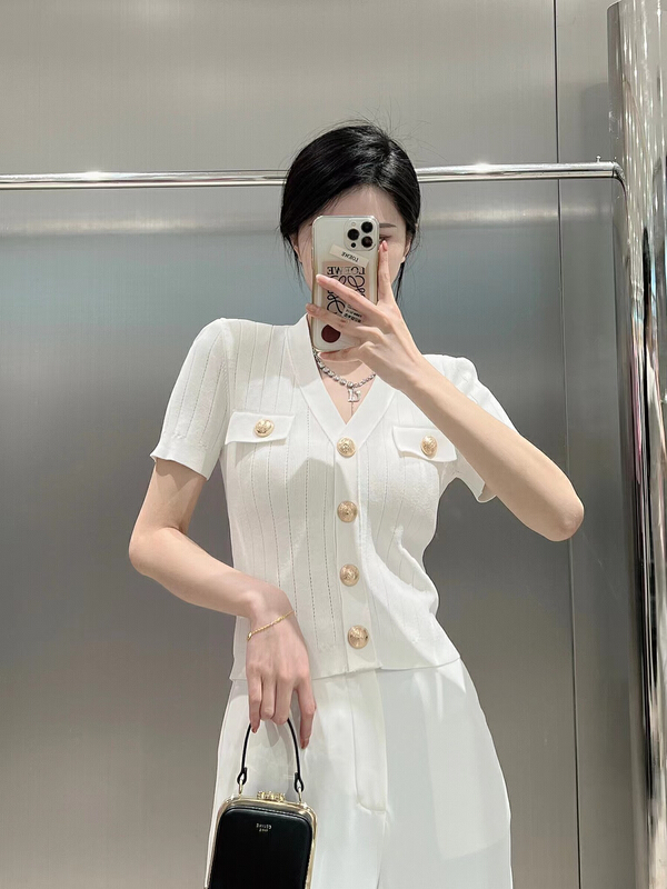[DS] small Xiangfeng V-neck button up short shirt m-6370d\jhy