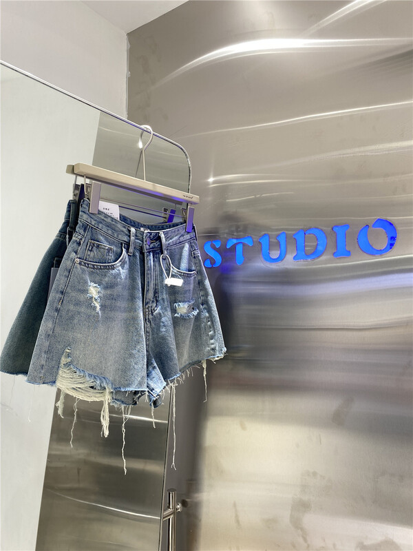 [yuan color] fashion slim denim shorts with holes ys1-0320\lsw