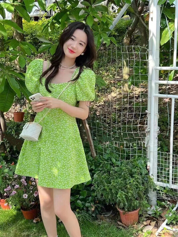 [Yunsheng] bubble sleeve lady dress 6780\l