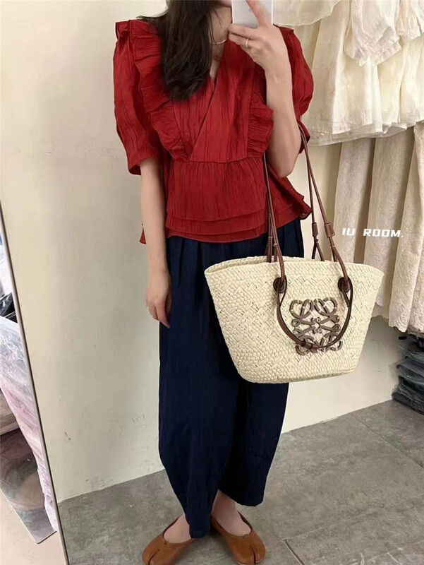 [IU room] casual simple V-neck lace blouse 6096\xyy