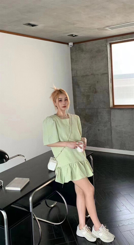 [Yan Zhen] fresh and simple Ruffle Jacquard Dress 78008\pcz