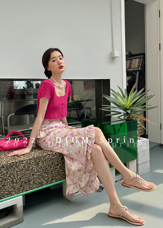 In early summer! 【 digm 】 small fresh floral skirt 1750-1\zxx