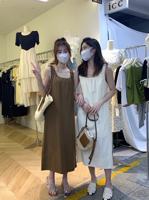 [as] French lazy wind pressure pleated design suspender dress 6592\hjy