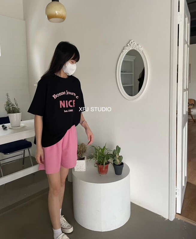 [Xiaofan family] Korean Chic Vintage round neck short sleeve T-shirt + Casual Short suit 6192\lsw