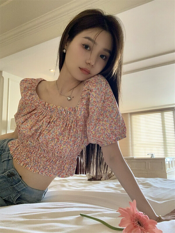 [timely rain] Han Feng ins sweet design feeling thin square collar shirt (only selling shirts) 11703\wpl