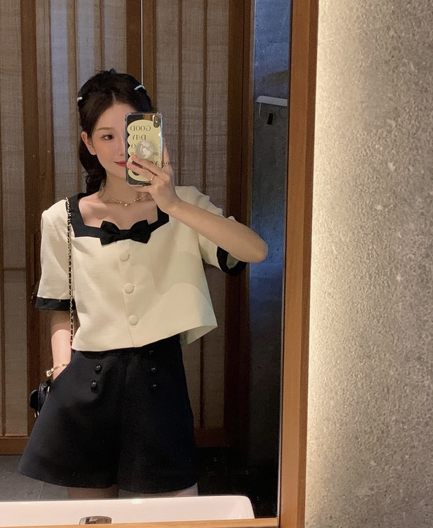 [y.jia EJA] small fragrance bow short sleeve Shorts Set 8015